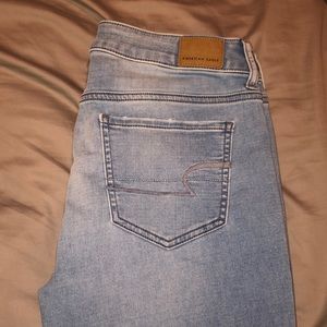 SUPER STRETCH LIGHT WASH AMERICAN EAGLE JEANS